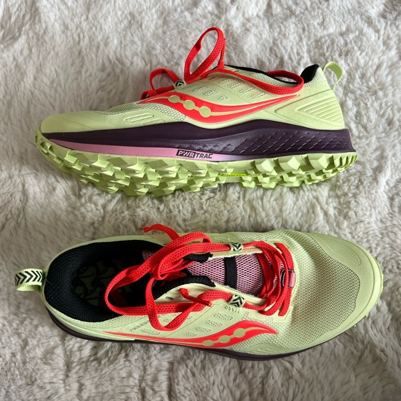 Women’s Saucony Peregrine 10 Trail Running Shoes - Picture 1 of 4